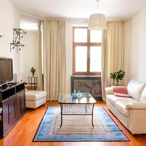 https://bohemian-appart.bucharesthotelsnow.com